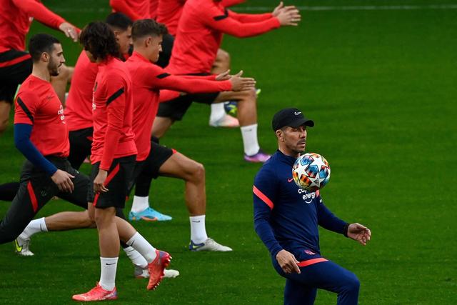 亚历山大24+10英格拉姆低迷 雷霆4-0横扫鹈鹕