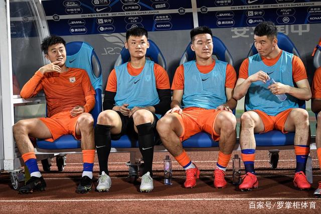 双榜领跑！布彭扎两场4球 浙江绿城暂时登顶中超