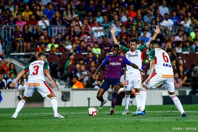 英超-B费点射迪亚洛绝杀 曼联2-1逆转曼城